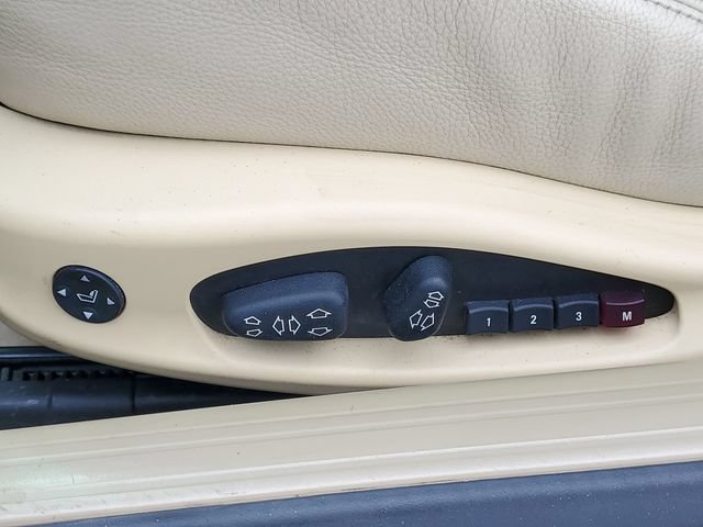 Used 2006 BMW 650i Convertible RWD image 10