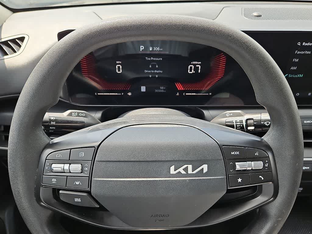 Used 2025 Kia K4 FWD image 18