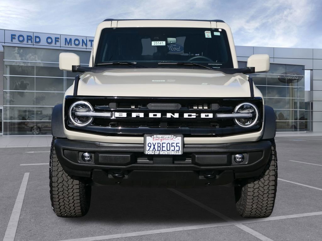 Used 2025 Ford Bronco Outer Banks w/ Sasquatch Package image 9