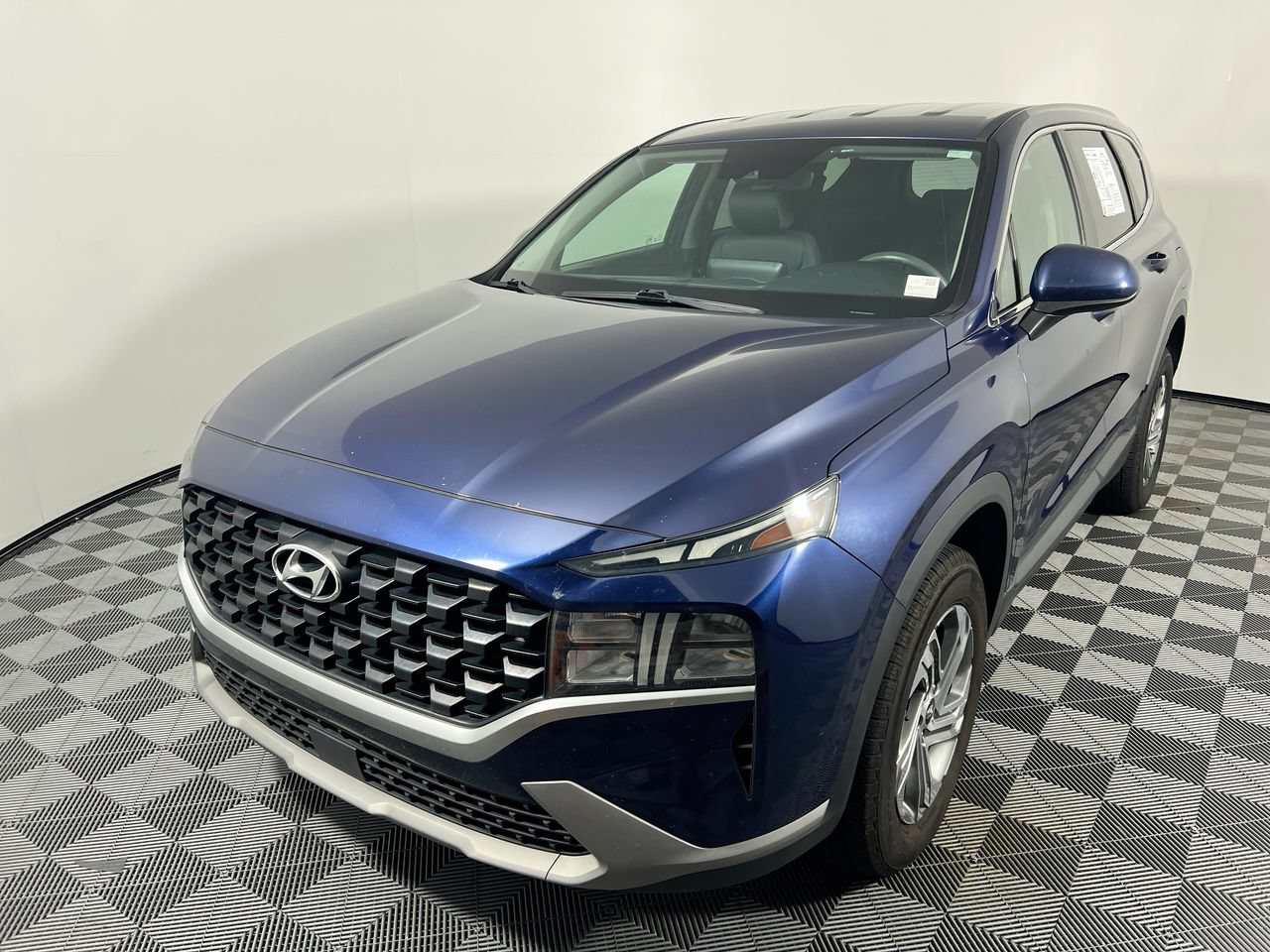 Used 2021 Hyundai Santa Fe SE w/ Cargo Package AWD/4WD image 7