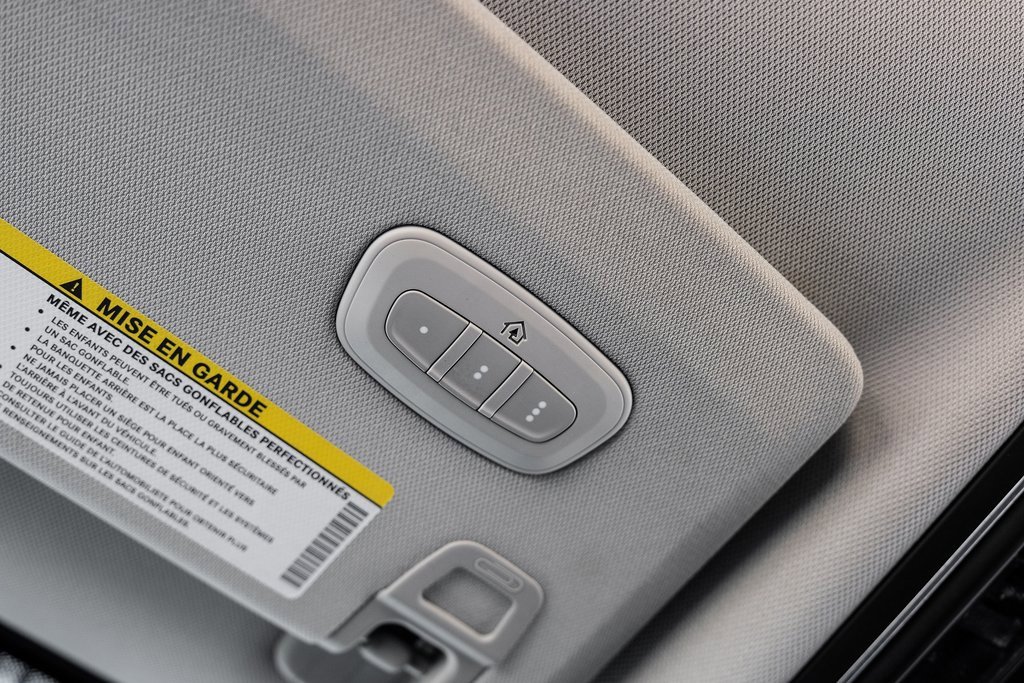 Used 2021 Jeep Grand Cherokee L Limited w/ Luxury Tech Group II image 39