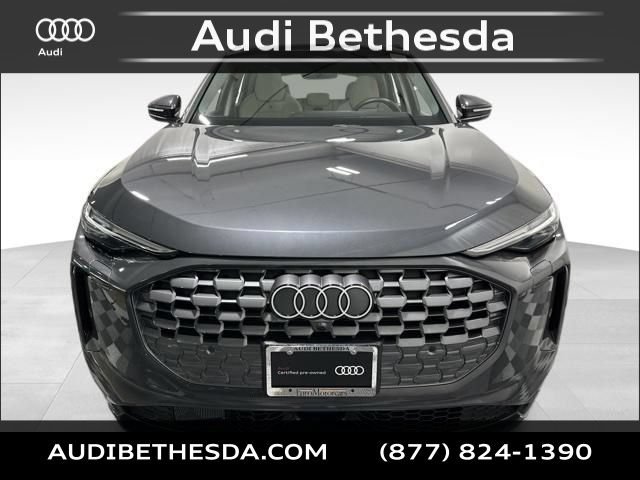 Certified 2025 Audi Q5 Prestige AWD/4WD image 2