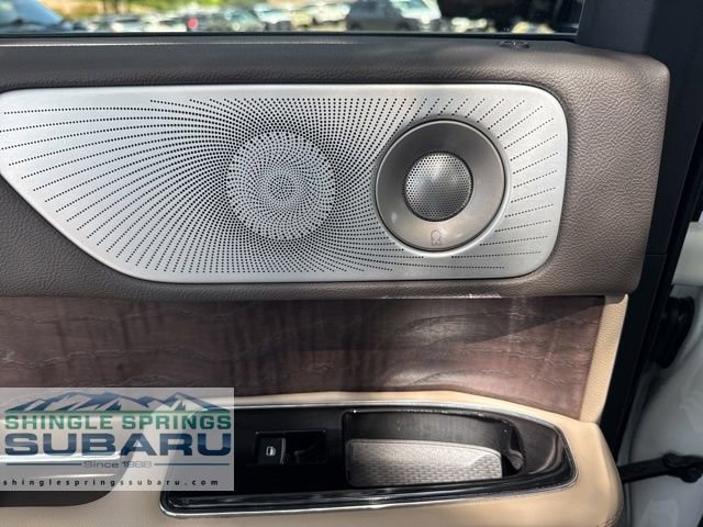 Used 2023 Lincoln Navigator Reserve image 27