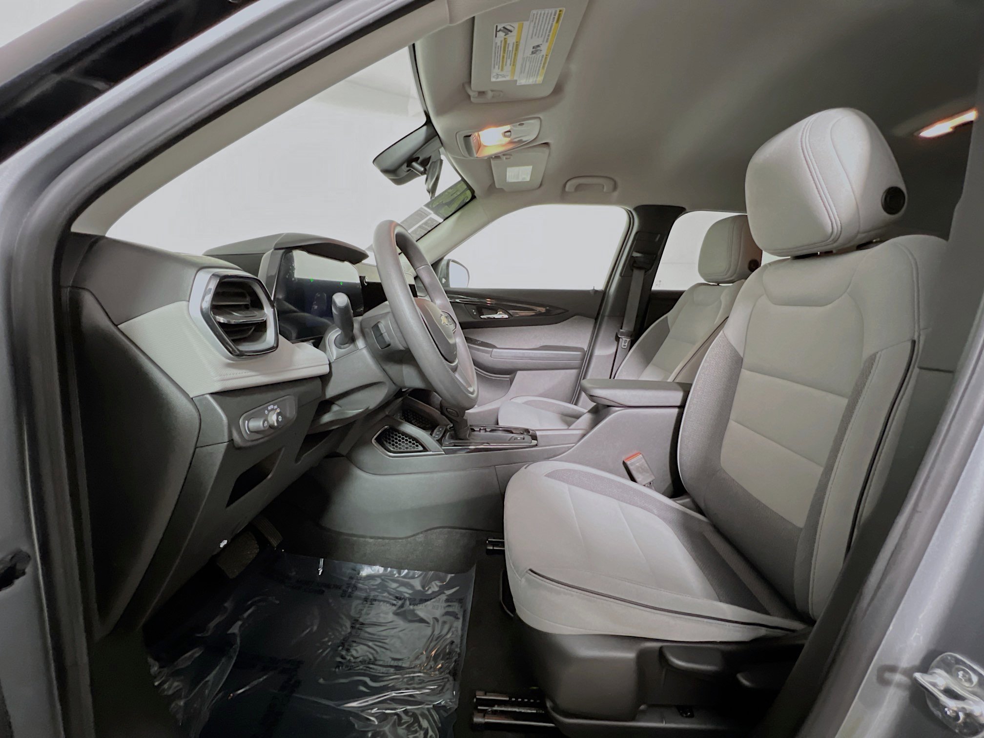 Used 2024 Chevrolet TrailBlazer LT image 15