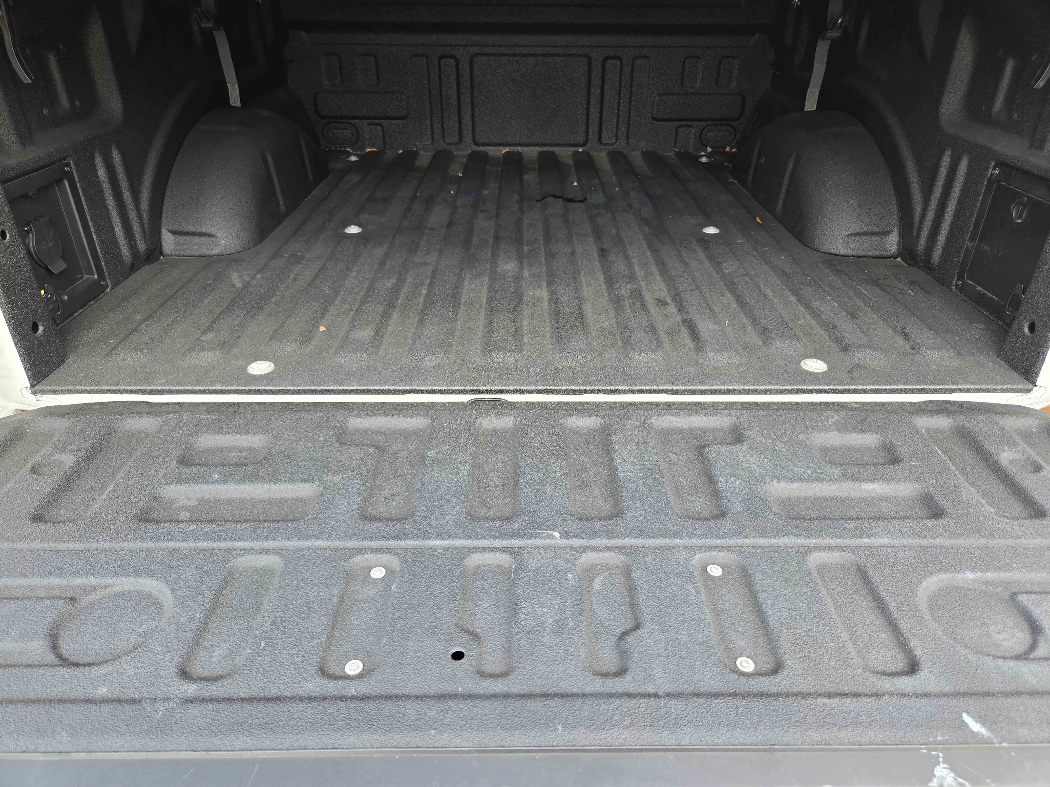 Used 2024 Ford F150 XLT w/ Equipment Group 302A MID RWD image 23