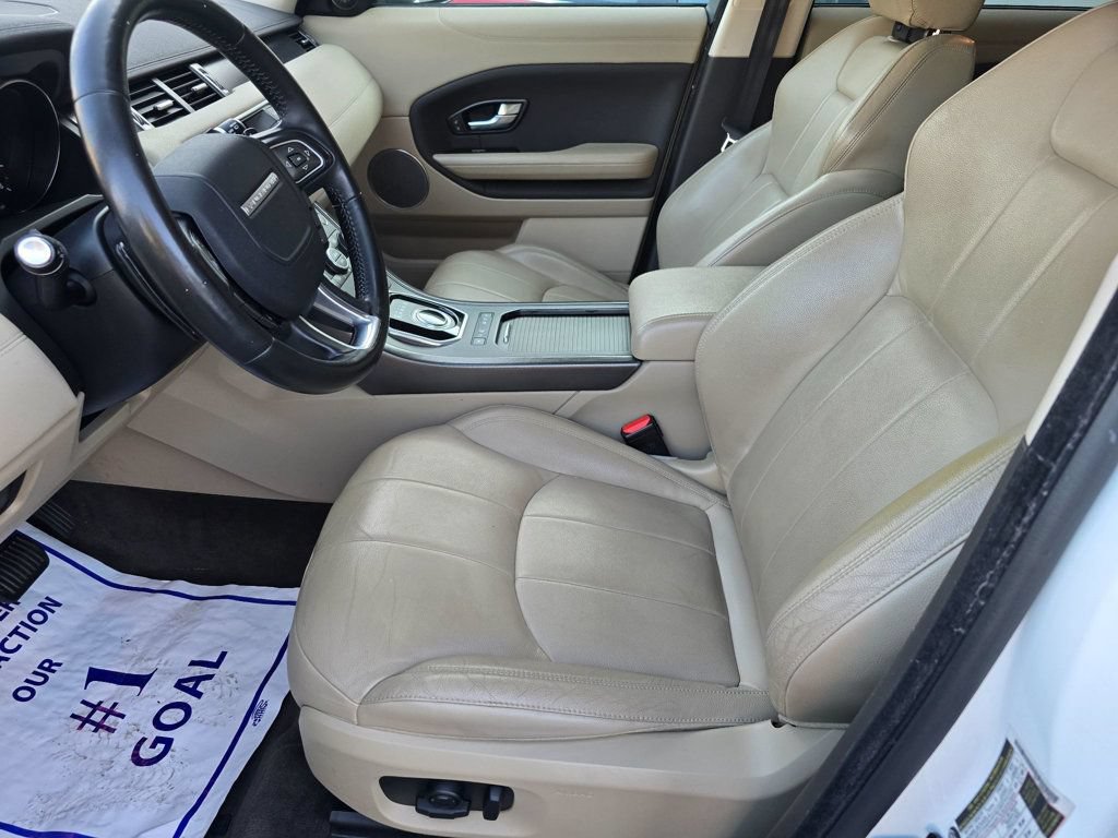 Used 2019 Land Rover Range Rover Evoque AWD/4WD image 8