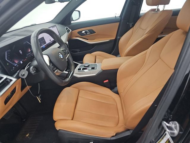 Used 2025 BMW 330i xDrive Sedan AWD/4WD image 2