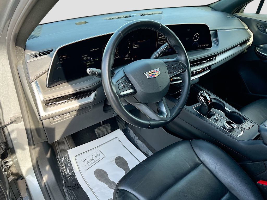 Certified 2025 Cadillac XT4 Premium Luxury image 16