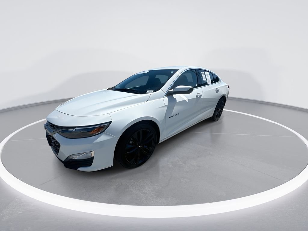 Used 2023 Chevrolet Malibu LT w/ Sport Edition image 4