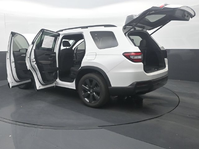 New 2026 Honda Pilot Sport image 38