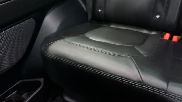 Used 2023 Land Rover Defender 90 S image 45