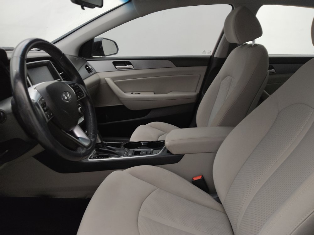 Used 2019 Hyundai Sonata SEL w/ Tech Package 02 FWD image 17