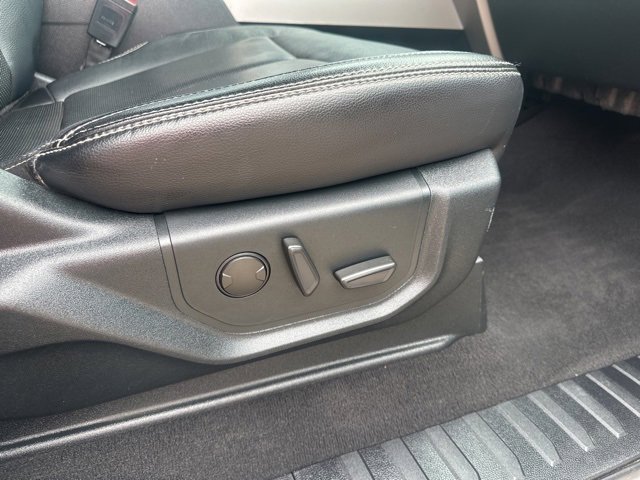 Used 2020 Ford F250 Lariat w/ Lariat Ultimate Package image 9