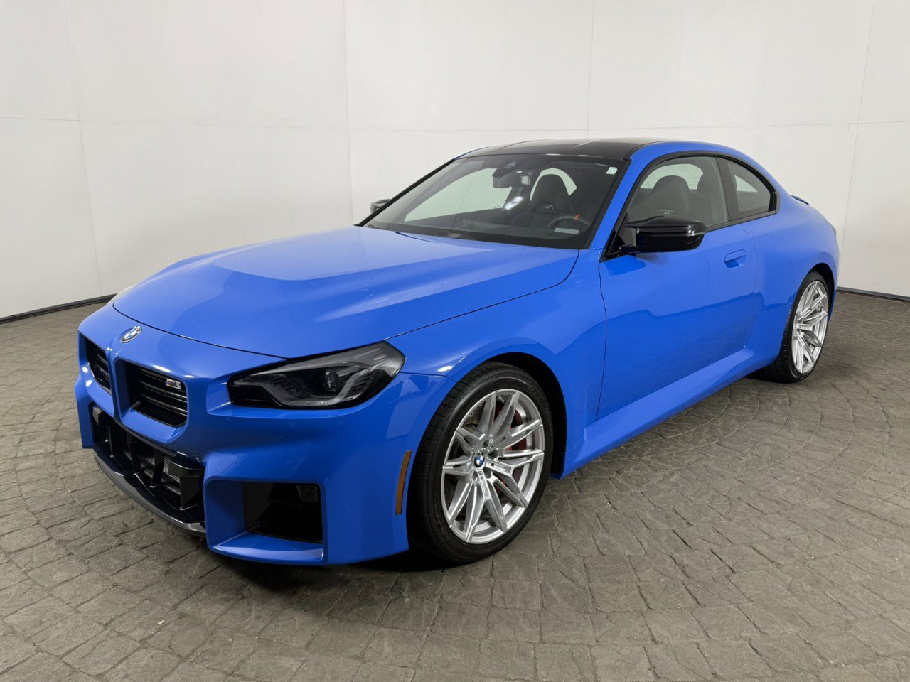 Used 2025 BMW M2 w/ Lighting Package image 3