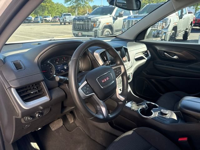 Used 2024 GMC Terrain SLE AWD/4WD image 10