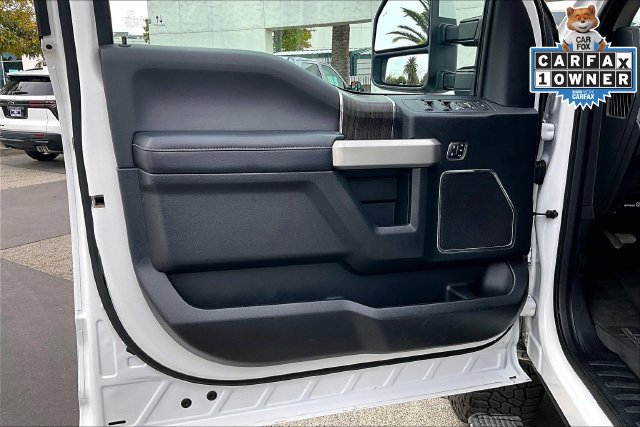 Used 2021 Ford F350 Lariat w/ Lariat Ultimate Package AWD/4WD image 23