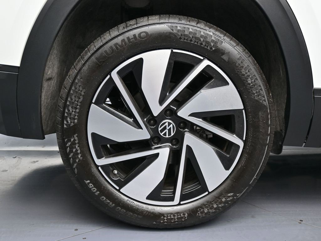 Used 2024 Volkswagen Atlas SE image 11