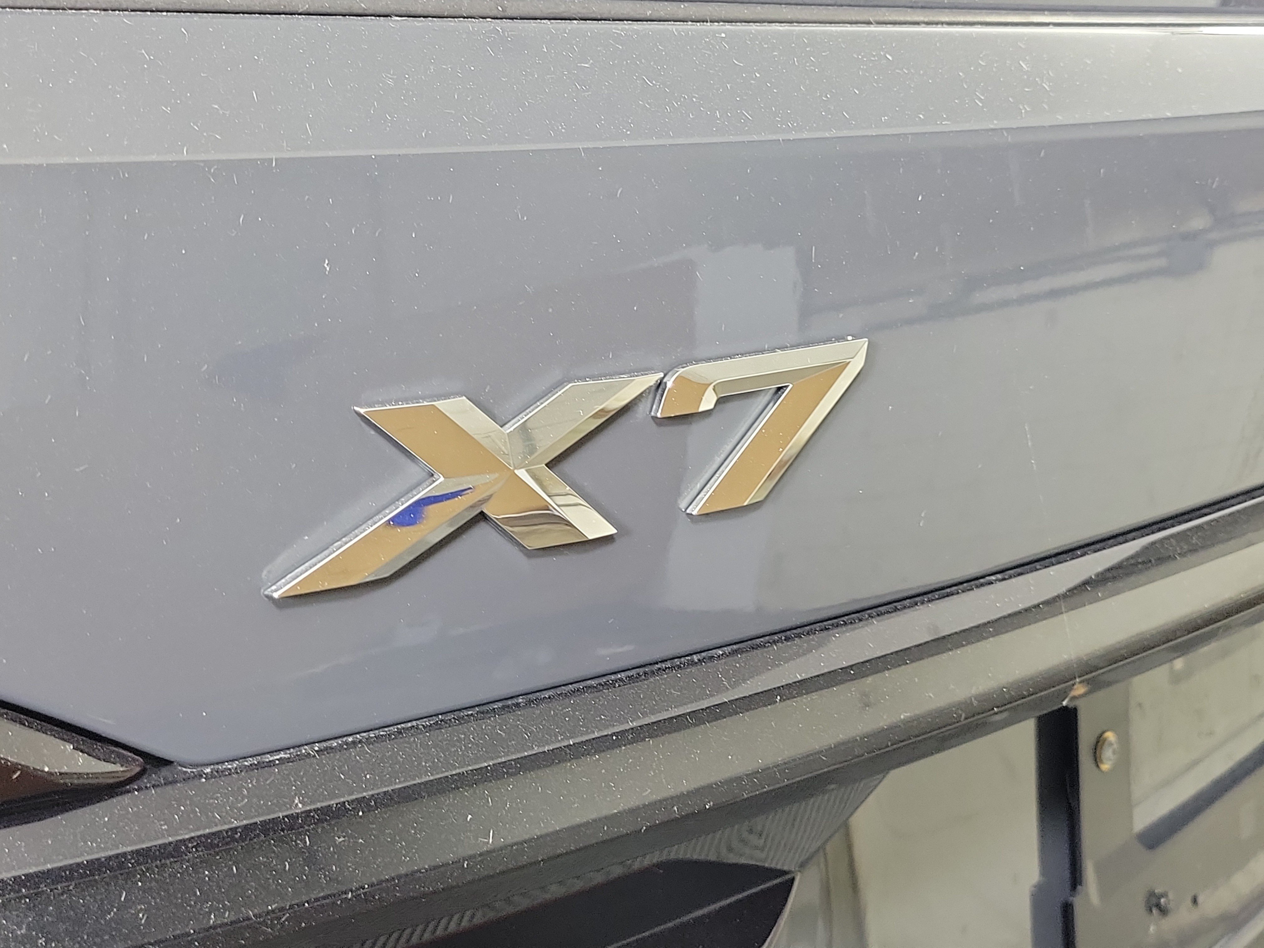 Certified 2027 BMW X7 xDrive40i AWD/4WD image 7