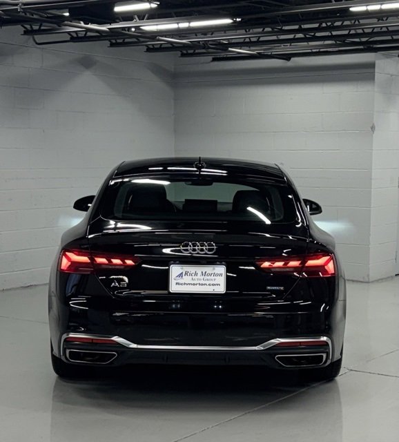 Used 2022 Audi A5 2.0T Premium image 4