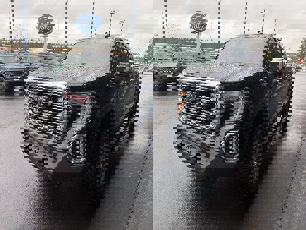 Used 2019 GMC Sierra 1500 SLT w/ SLT Convenience Package image 3