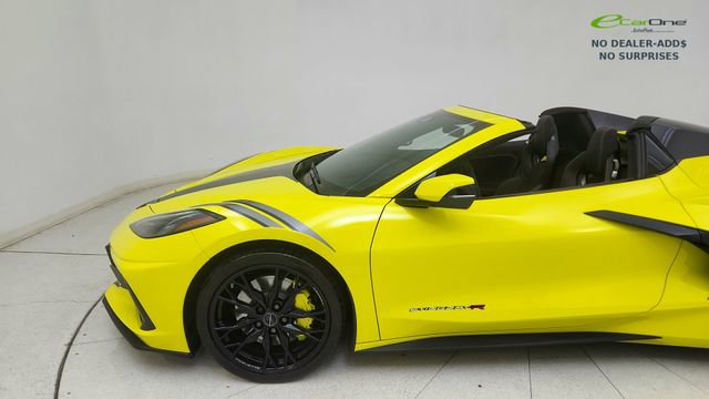 Used 2024 Chevrolet Corvette Stingray Premium Conv w/ Z51 Performance Package image 4