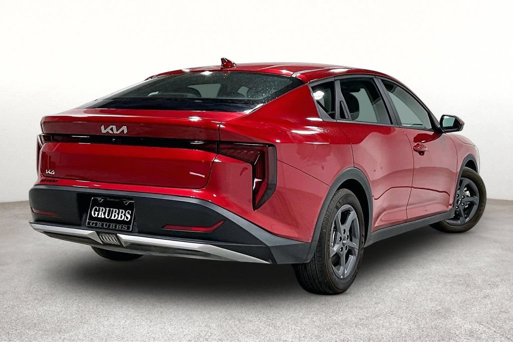 Used 2025 Kia K4 FWD image 2