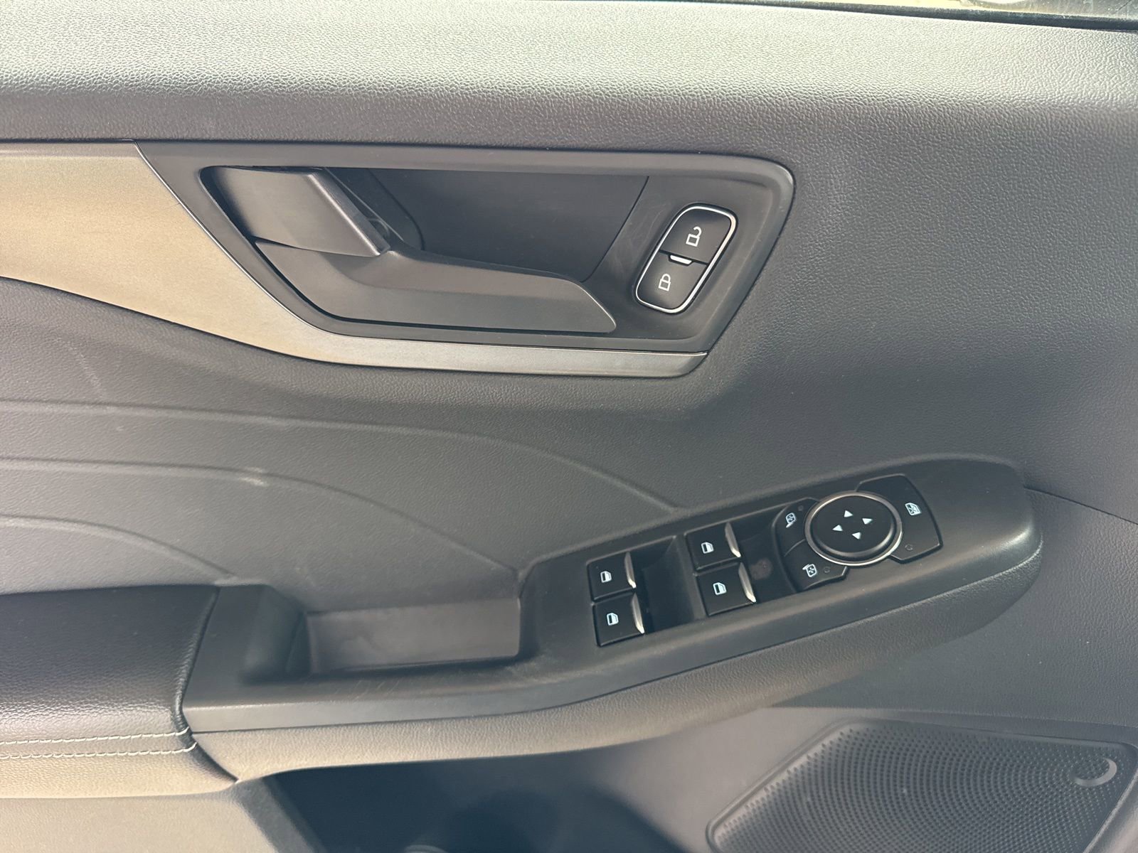 Certified 2023 Ford Escape Active w/ Cold Weather Package image 23