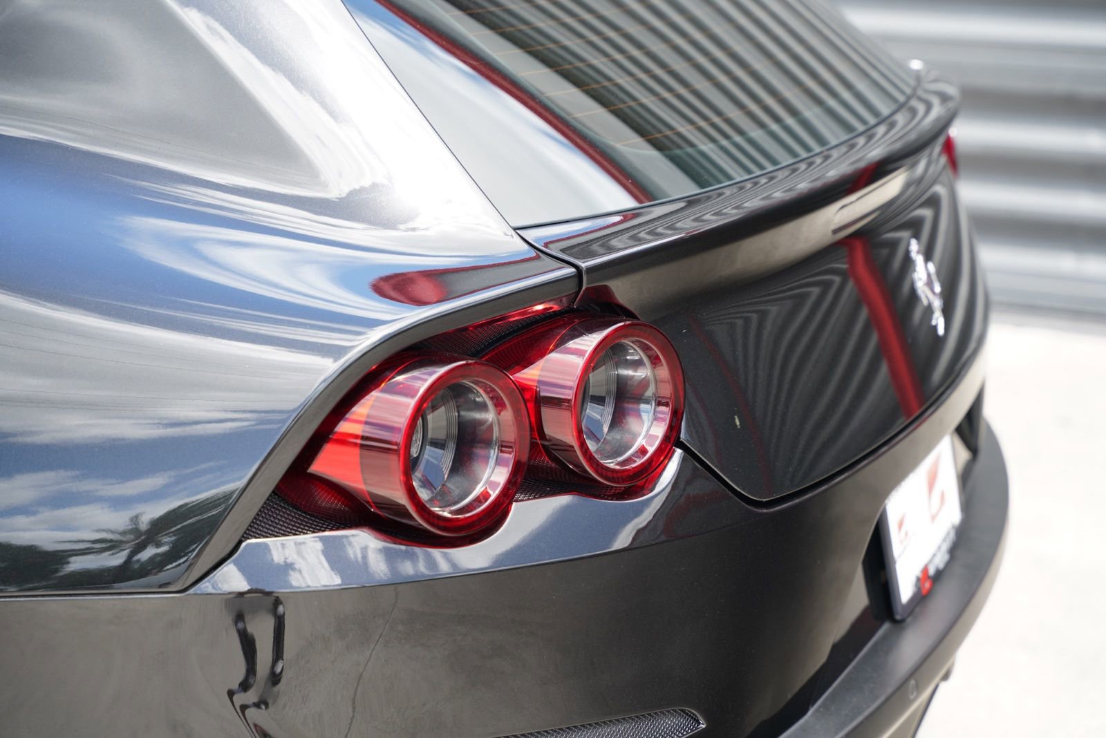 Used 2017 Ferrari GTC4Lusso image 5