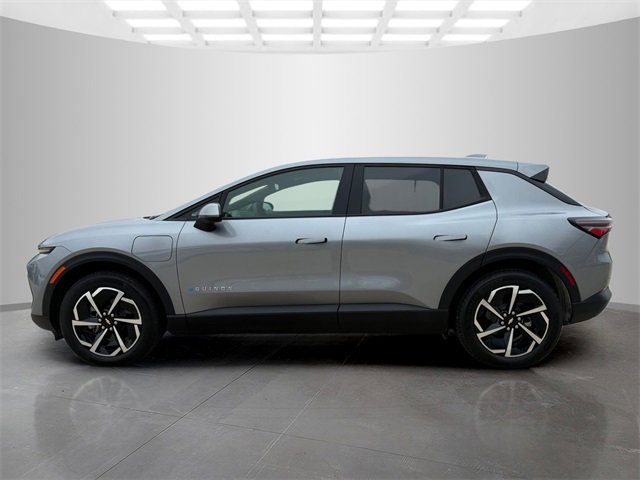 Used 2025 Chevrolet Equinox EV LT image 4