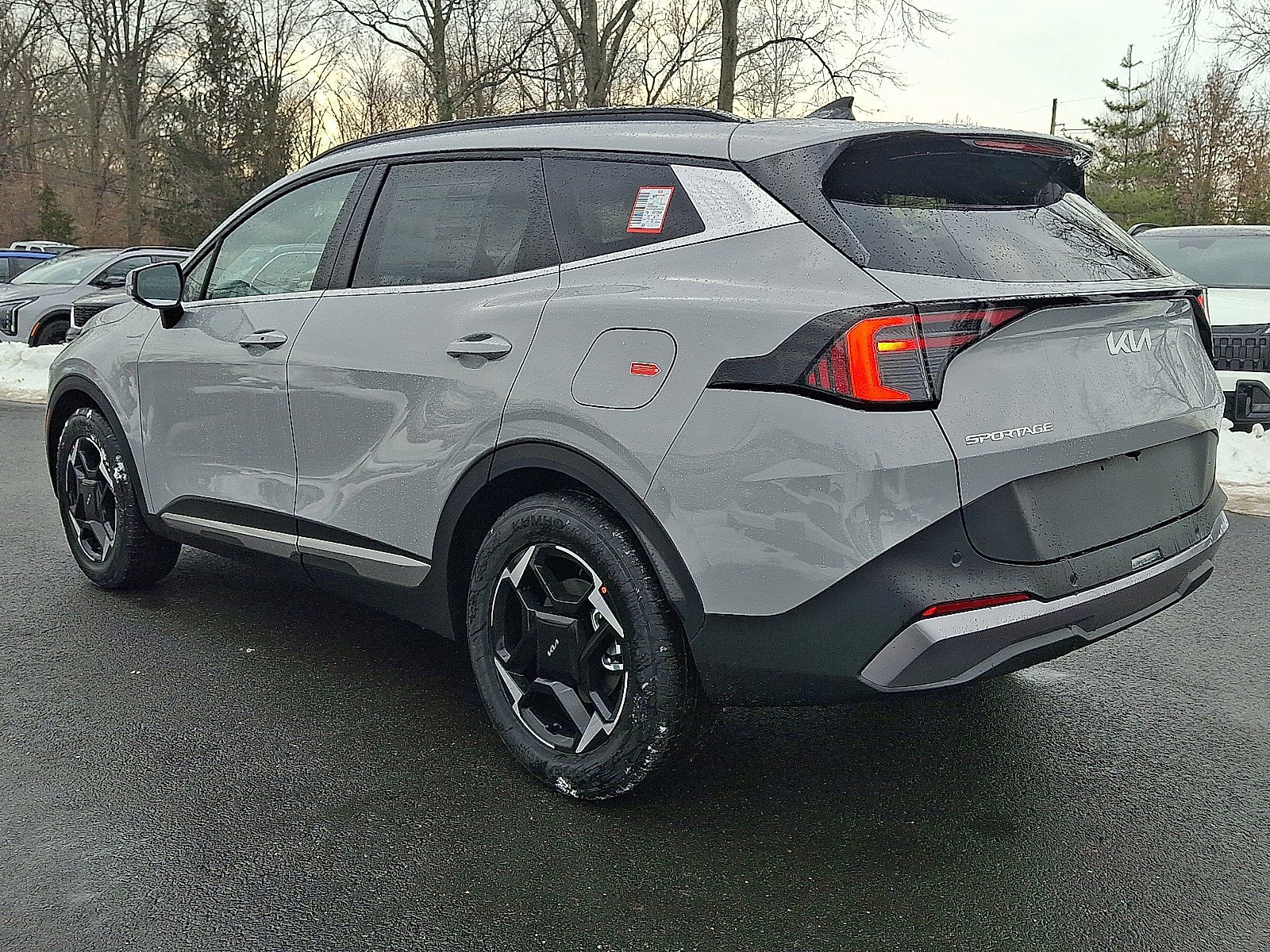 New 2026 Kia Sportage EX image 3