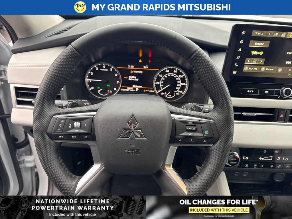 New 2026 Mitsubishi Outlander SE AWD/4WD image 18