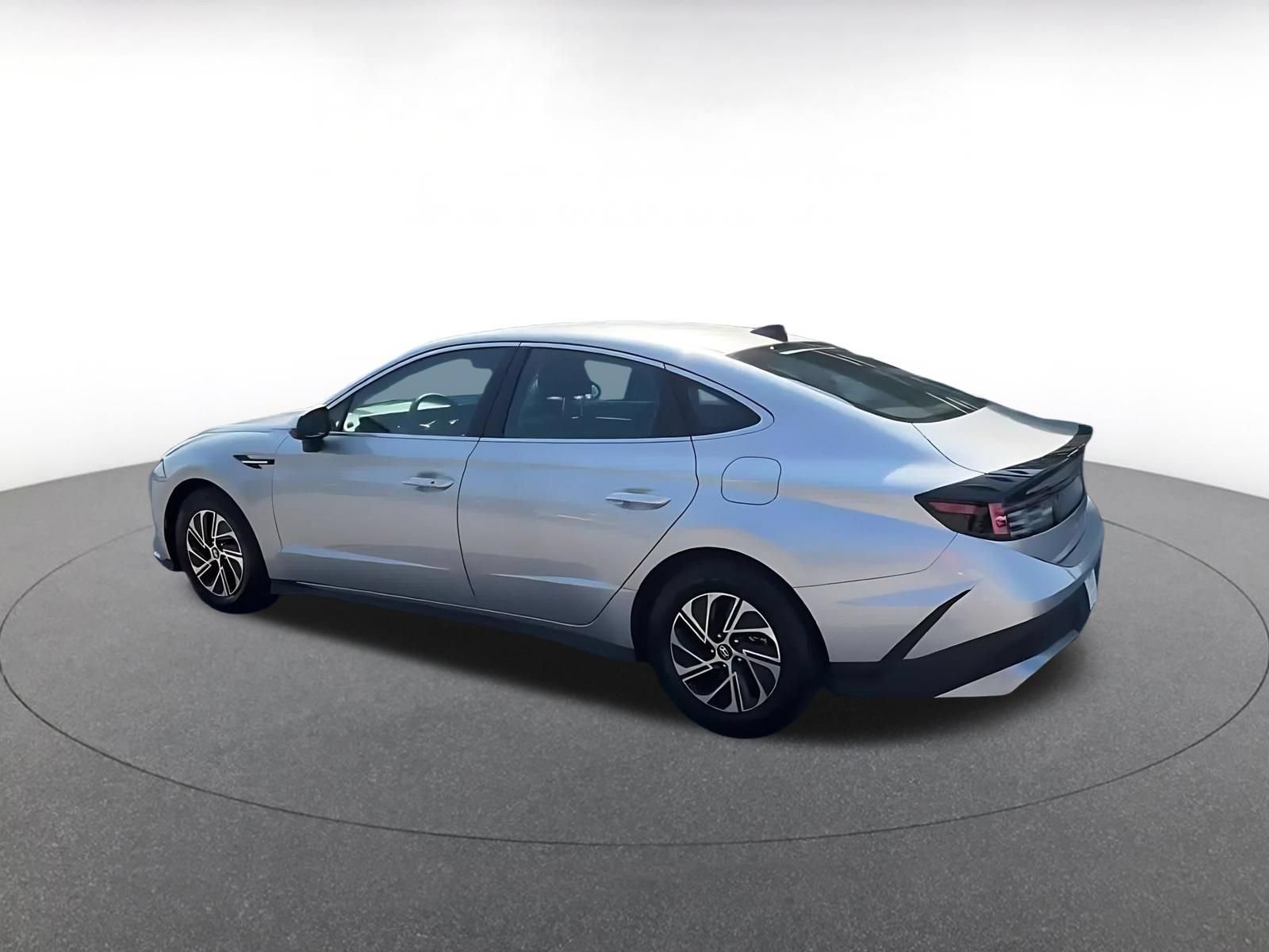 Used 2026 Hyundai Sonata Blue FWD image 11