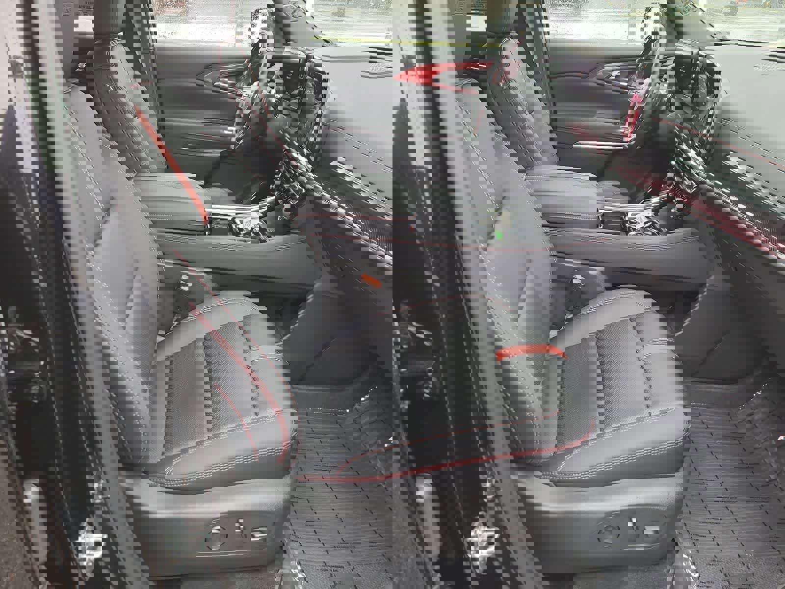 Used 2025 Chevrolet Traverse RS w/ LPO, Floor Liner Package image 22