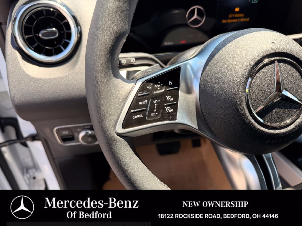 New 2026 Mercedes-Benz GLB 250 4MATIC image 11