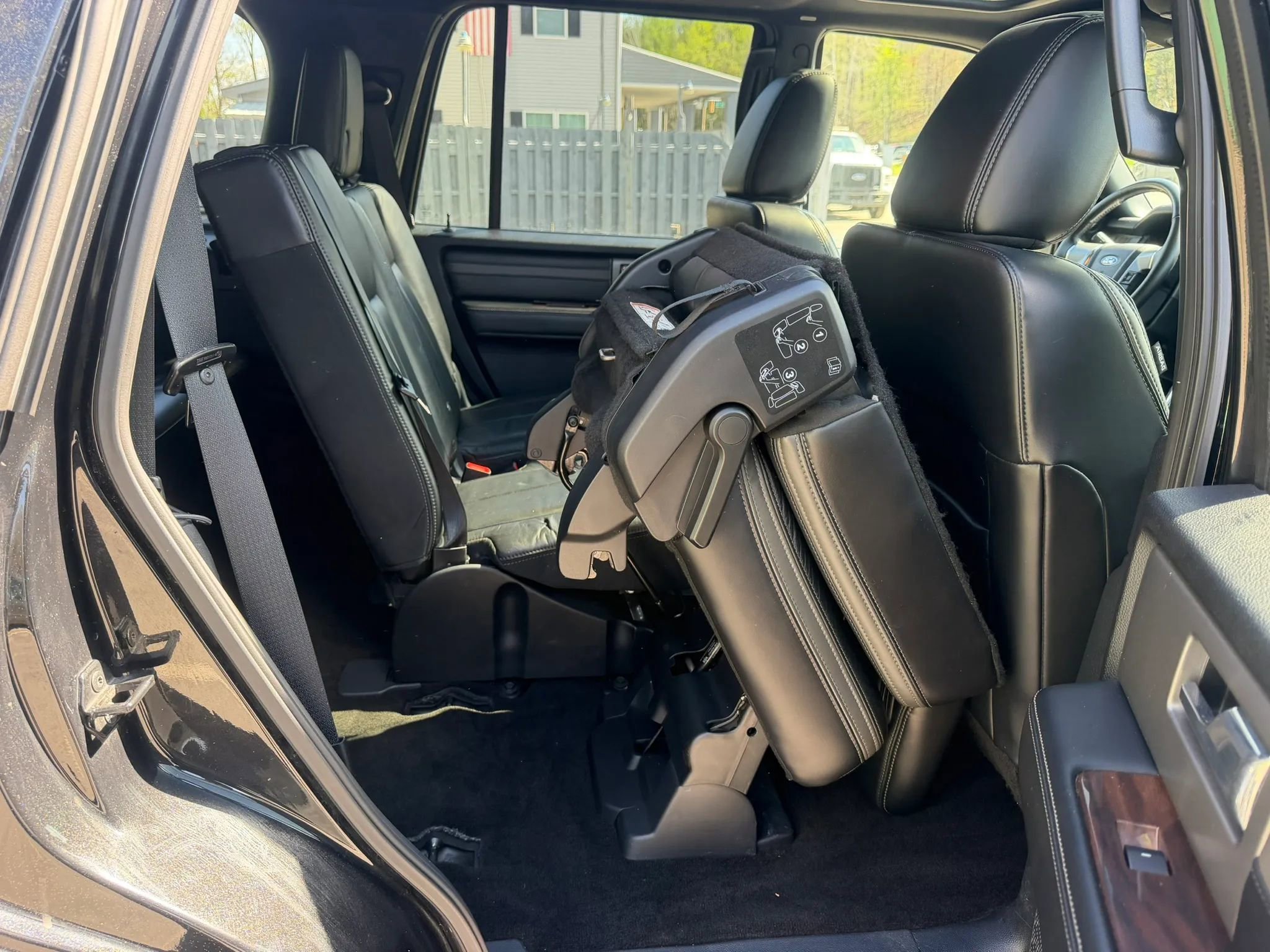 Used 2015 Ford Expedition Platinum image 23