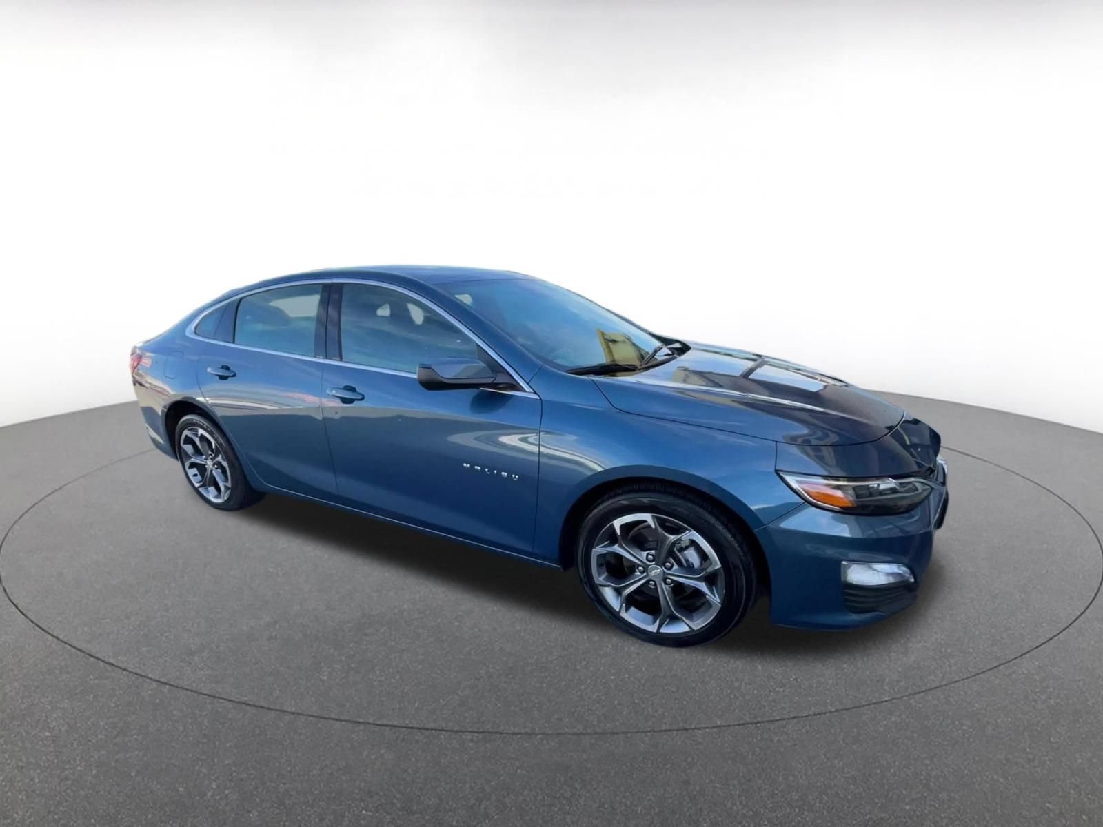 Used 2024 Chevrolet Malibu LT FWD video 2