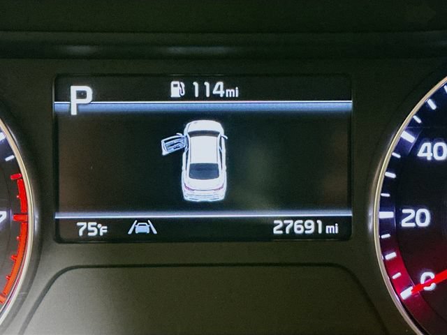 Used 2023 Kia Forte LXS w/ LXS Technology Package FWD image 8