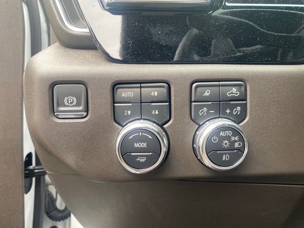 Used 2025 GMC Sierra 1500 SLT w/ SLT Premium Plus Package AWD/4WD image 7