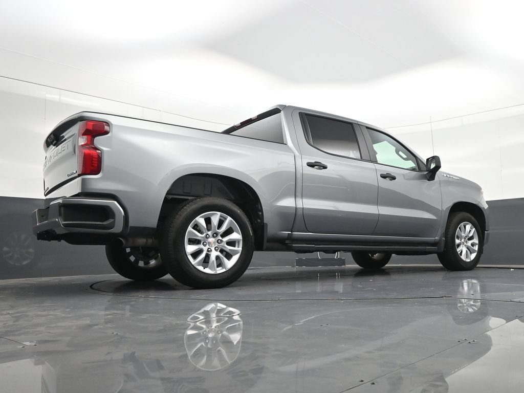 Used 2026 Chevrolet Silverado 1500 Custom RWD image 29