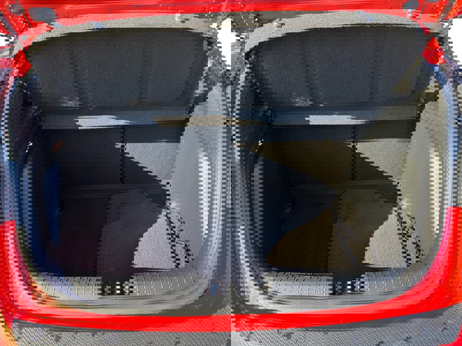 Used 2020 Hyundai Veloster 2.0 image 4