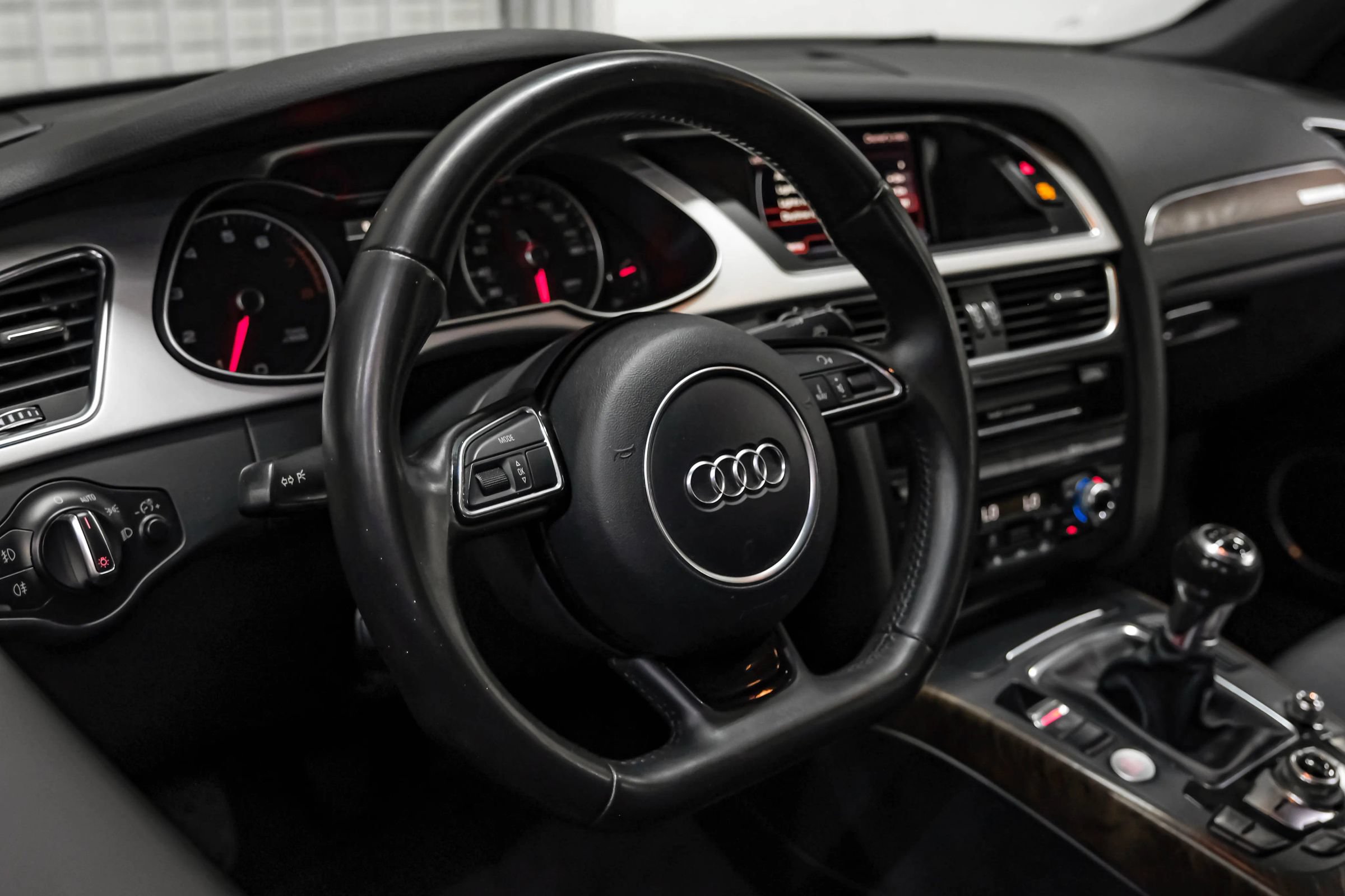 Used 2016 Audi A4 2.0T Premium Plus w/ Technology Package AWD/4WD image 22