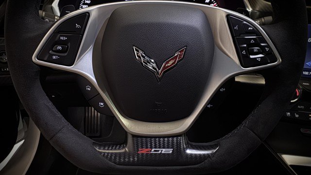 Used 2015 Chevrolet Corvette Z06 w/ 3LZ Preferred Equipment Group RWD image 11