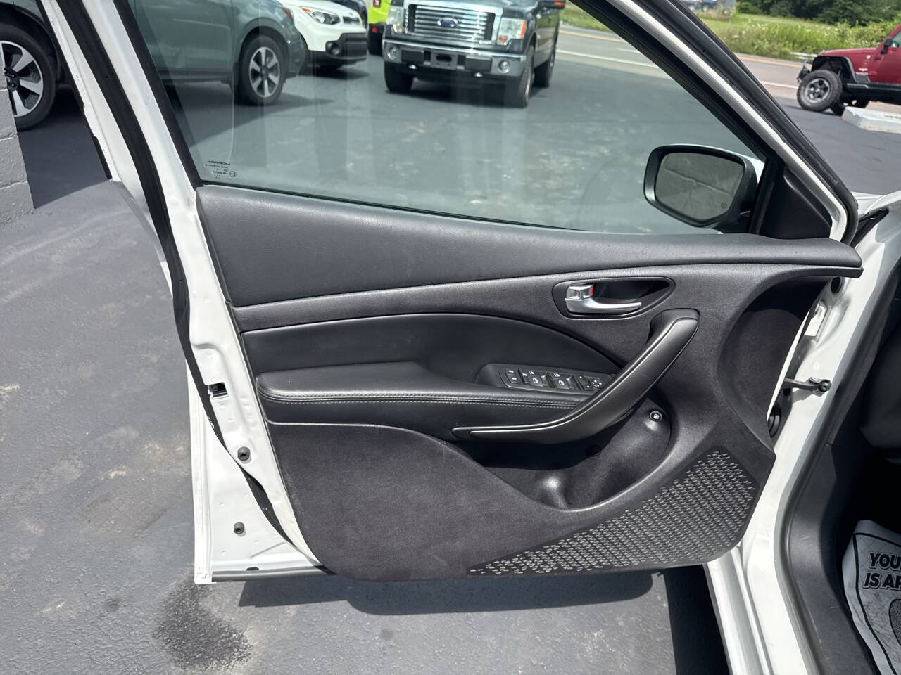 Used 2013 Dodge Dart Limited FWD image 14