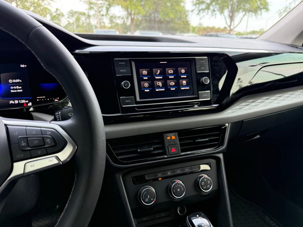 Used 2022 Volkswagen Taos S image 25