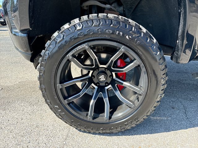 Used 2022 Chevrolet Silverado 1500 RST w/ Safety Package AWD/4WD image 10