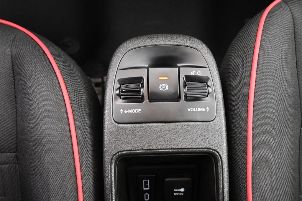 Used 2024 FIAT 500 e (RED) FWD image 18