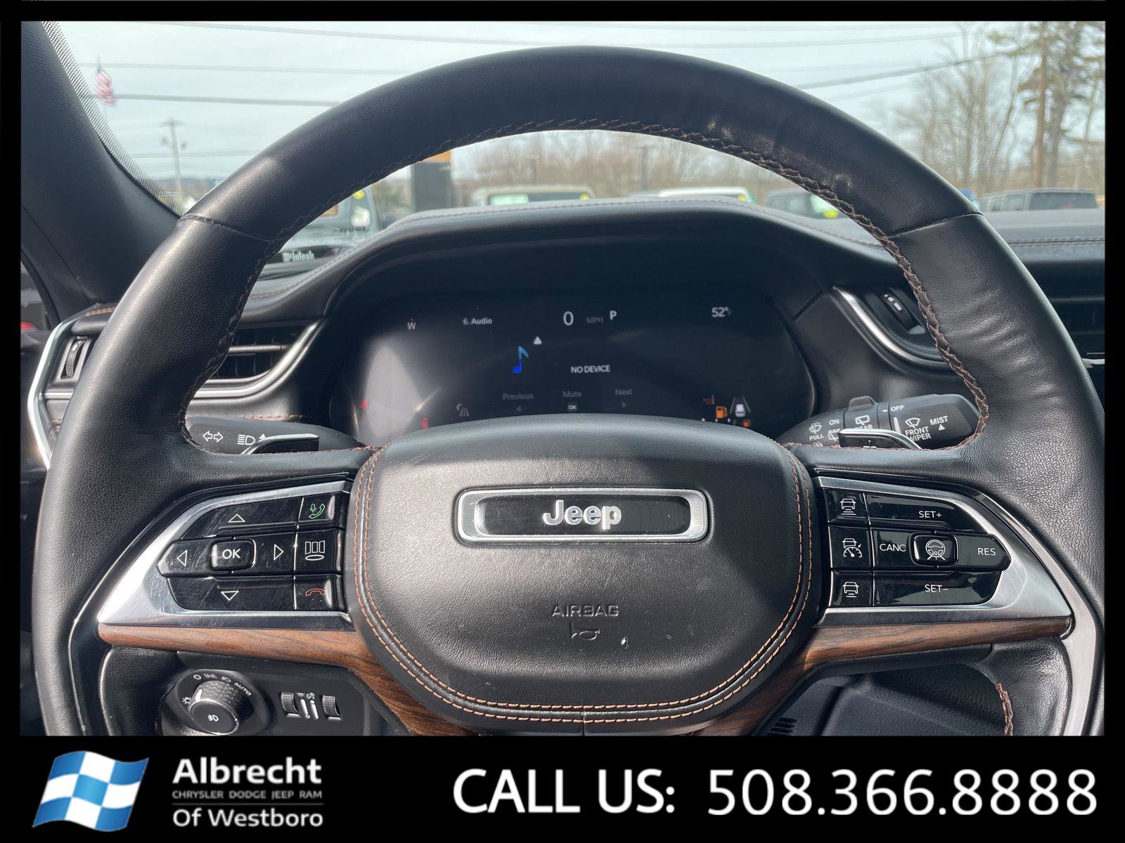 Used 2023 Jeep Grand Cherokee Summit w/ Adv Protech Group IV image 27