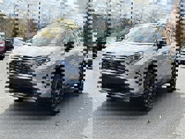 Used 2021 Toyota RAV4 XSE image 7