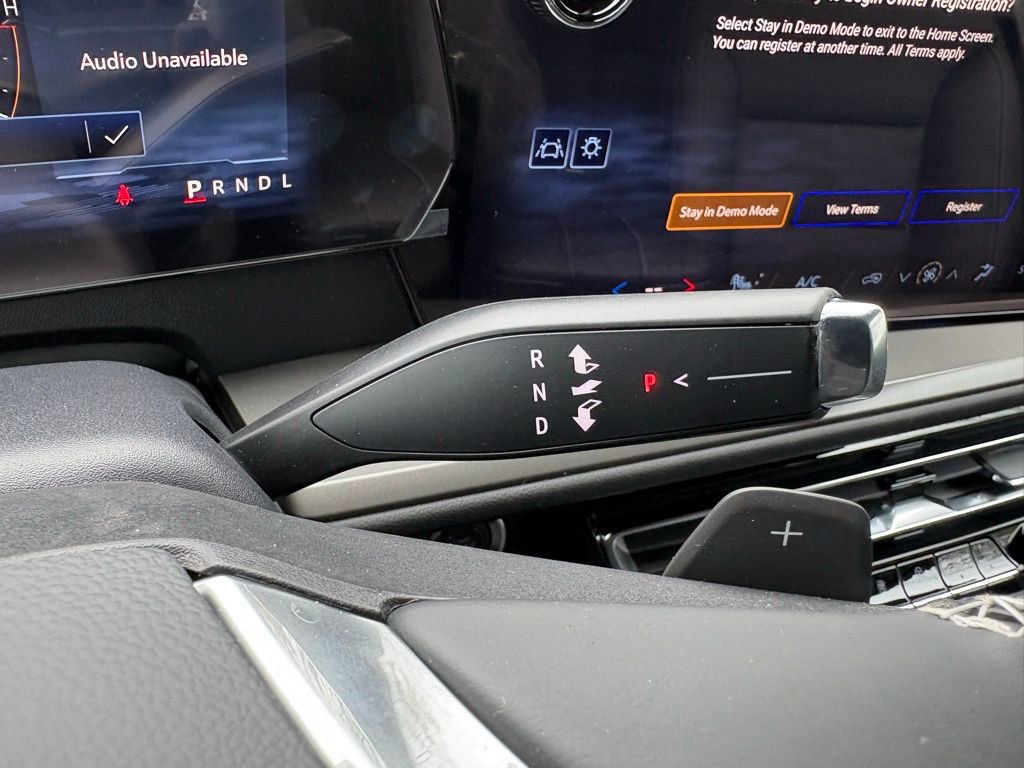 New 2026 Chevrolet Traverse LT w/ LPO, Floor Liner Package image 21