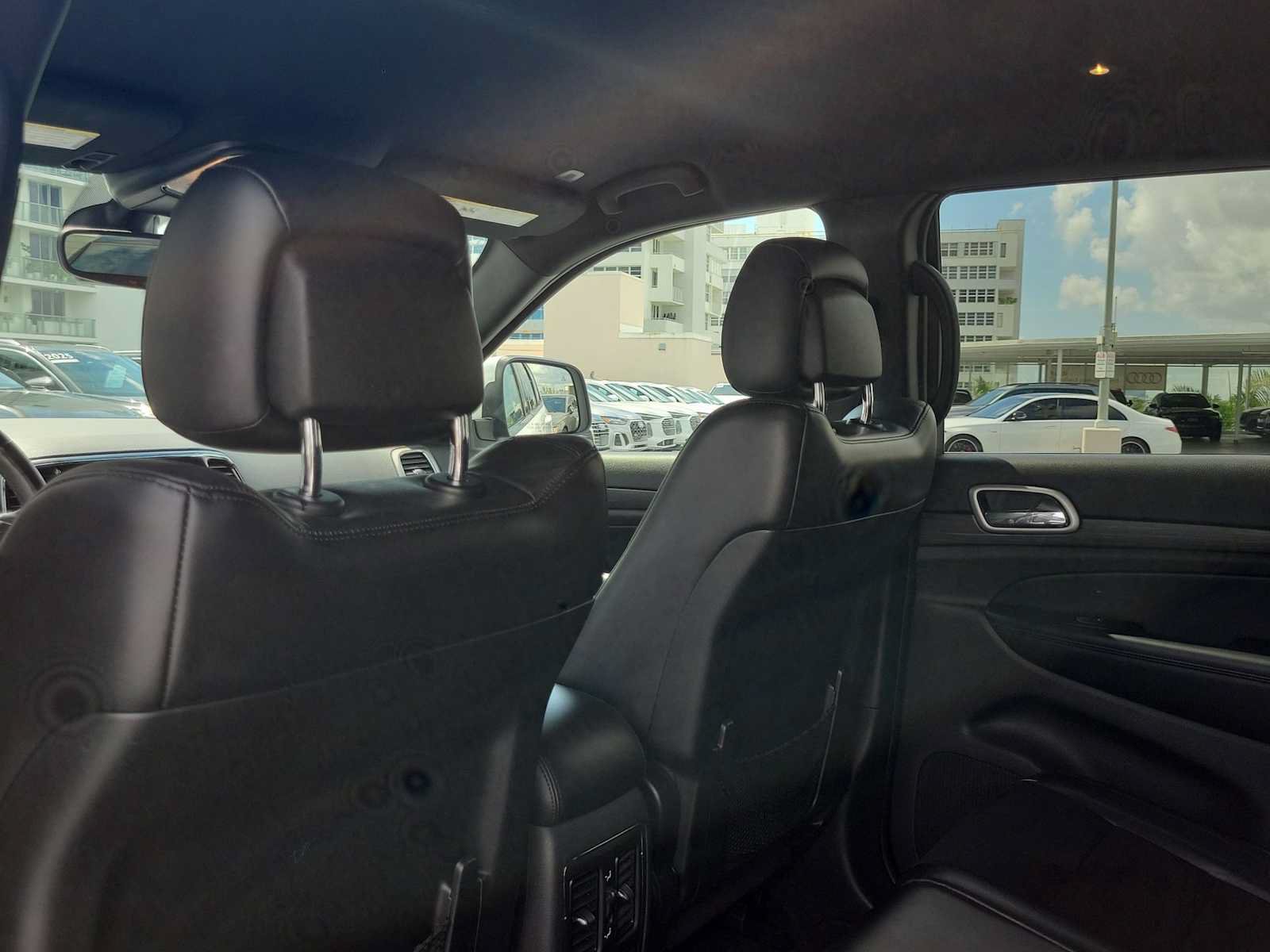Used 2020 Jeep Grand Cherokee Altitude RWD image 17